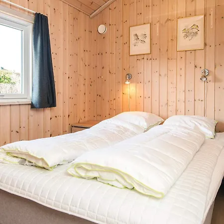 Holiday home Kirsebaervaenget Iii Hejls